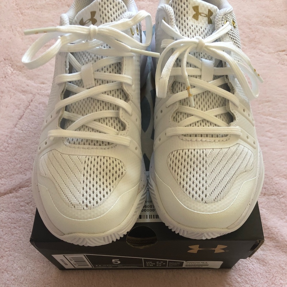Brand New Under Armor Volleyball Sneakers, Size 5